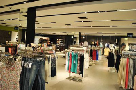 上高商场里的店面怎么装修？